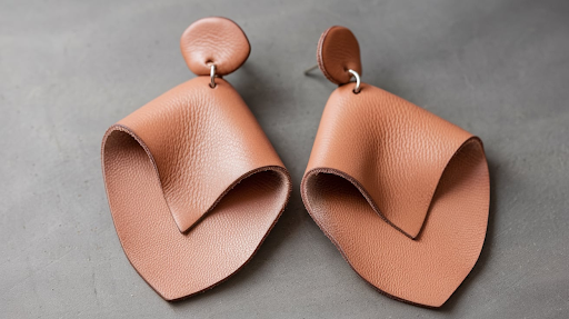 nichel and suede soft sand sloanes leather earrings